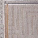 Dream 1114 Silver/Zilver Modern Vloerkleed Japandi Stijl Laagpolig Tapijt in een sfeervolle woonkamer