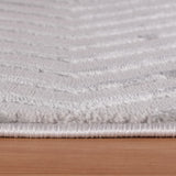 Dream 1115 Silver/Zilver Modern Vloerkleed Japandi Stijl Laagpolig Tapijt in een sfeervolle woonkamer