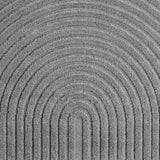 Voorzijde van Vloerkleed 'Zen Arches' - Zilver Japandi Design met Textuur